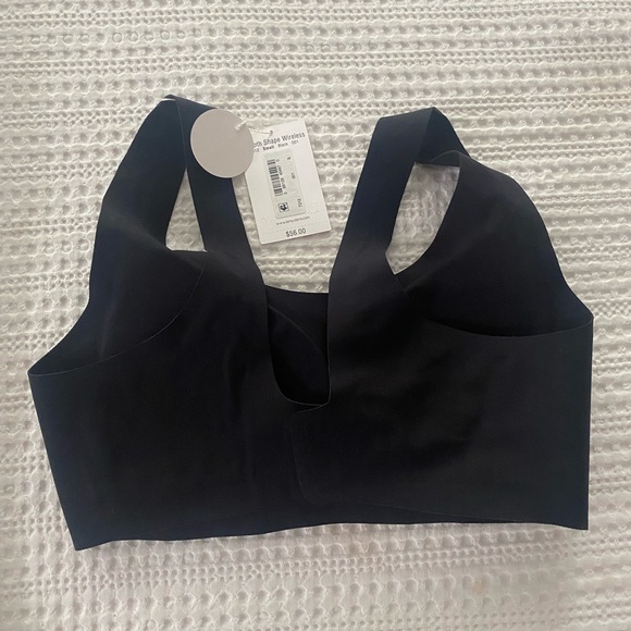 NEW Le Mystere’ black bra size small with light padding - Picture 6 of 8